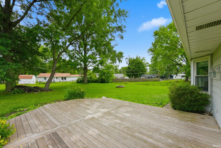 Listing Image 5