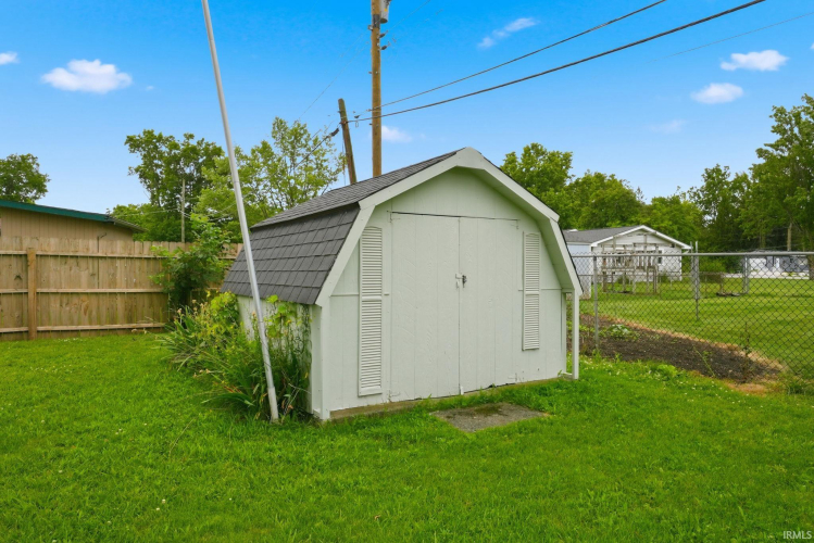 Listing Image 7