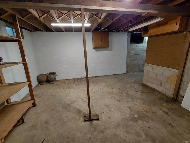 Listing Image 24