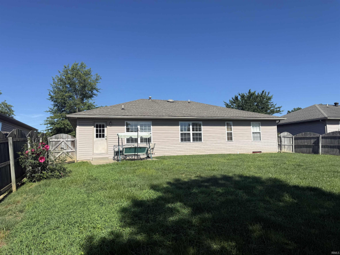 Listing Image 7