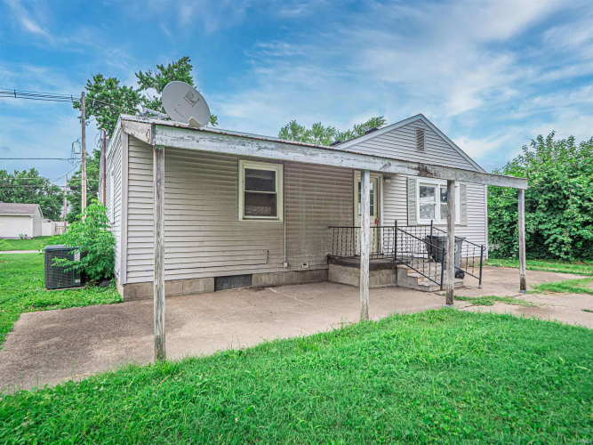 Listing Image 5