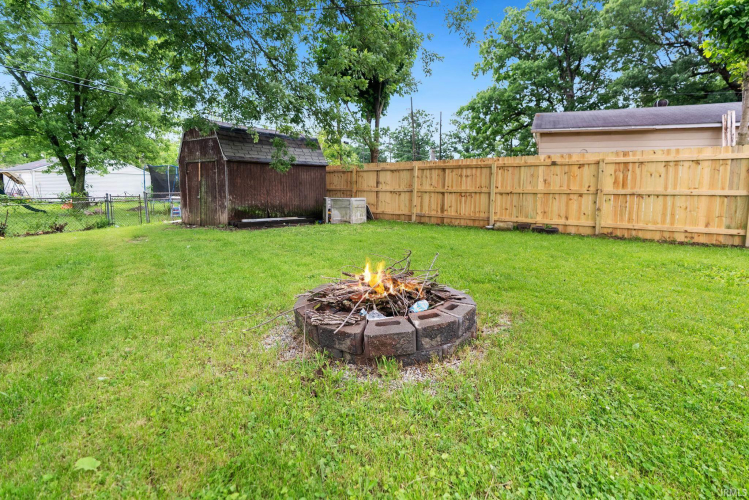Listing Image 30