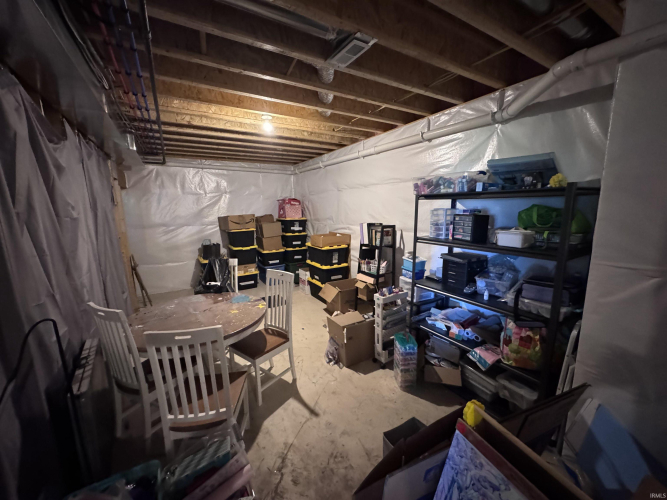 Listing Image 34