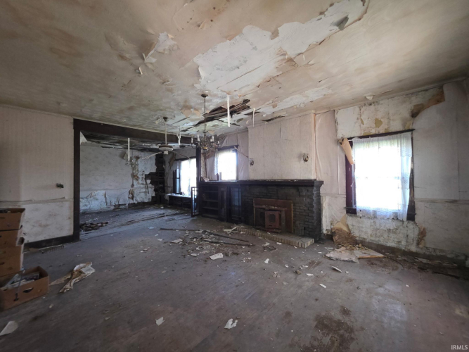 Listing Image 14