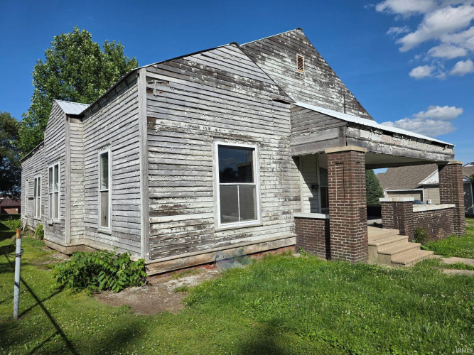 Listing Image 3