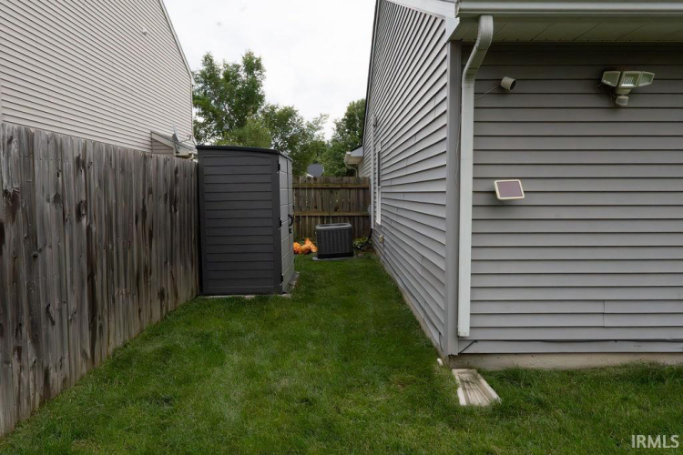 Listing Image 17