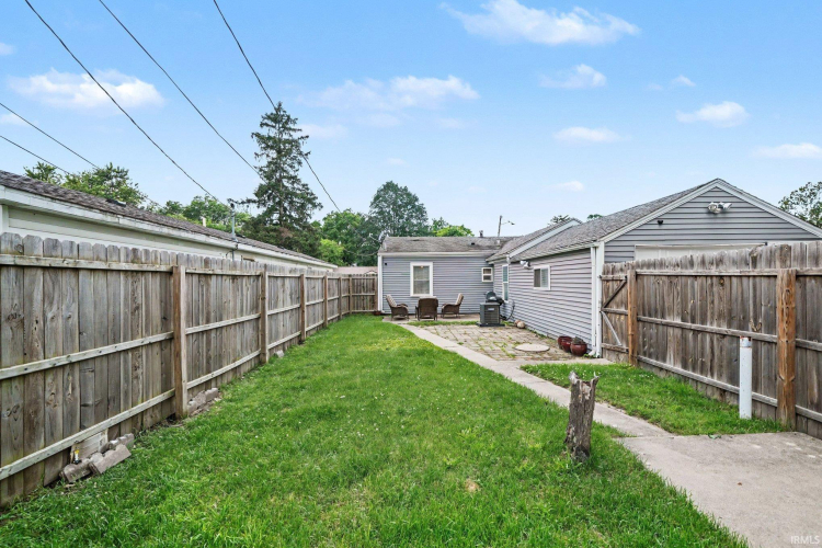 Listing Image 22