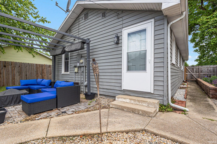 Listing Image 20
