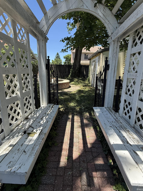 Listing Image 20