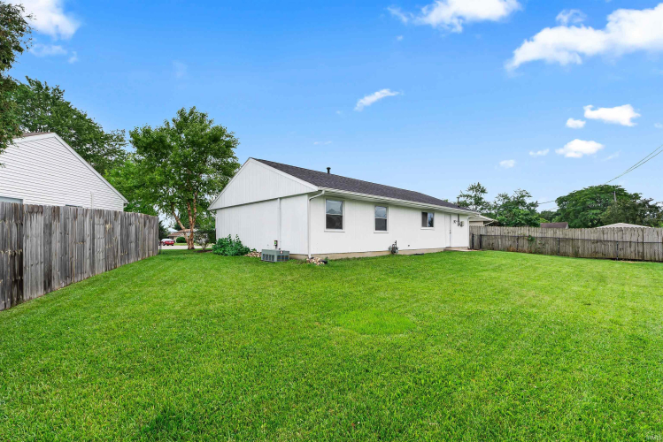 Listing Image 20