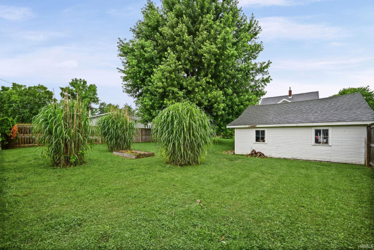 Listing Image 27