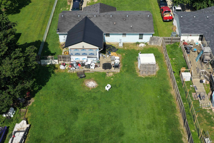Listing Image 12