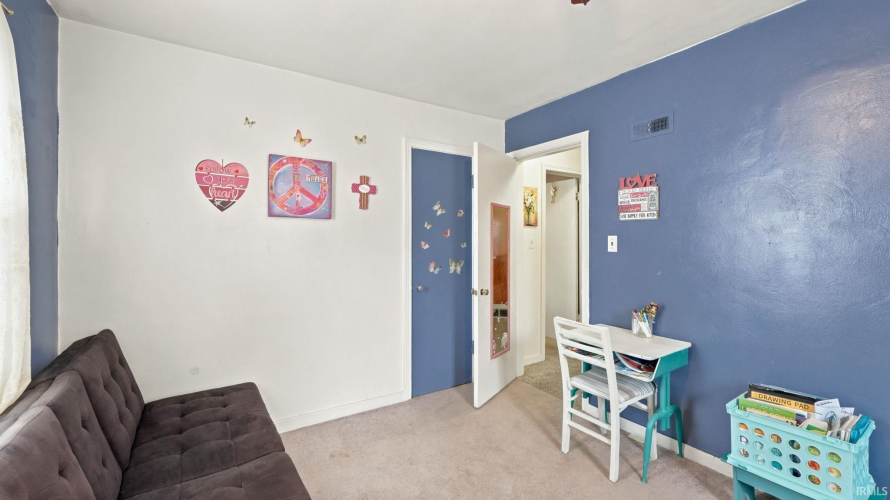 Listing Image 29