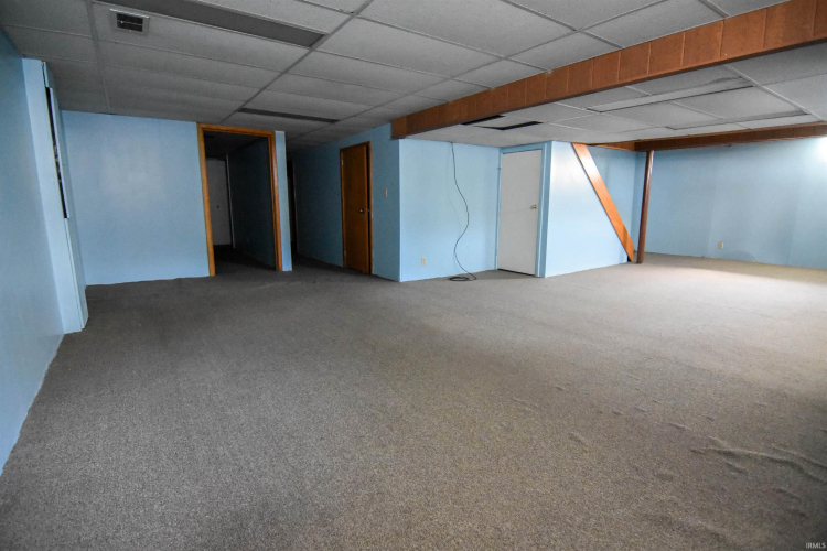 Listing Image 24
