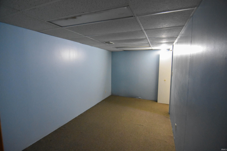 Listing Image 26