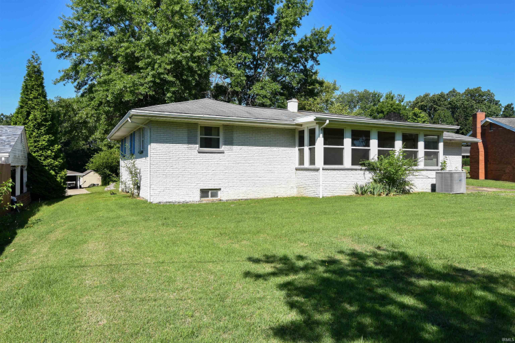 Listing Image 40