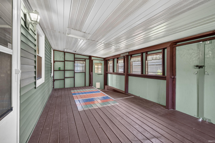 Listing Image 16