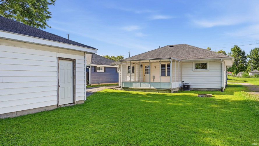 Listing Image 18