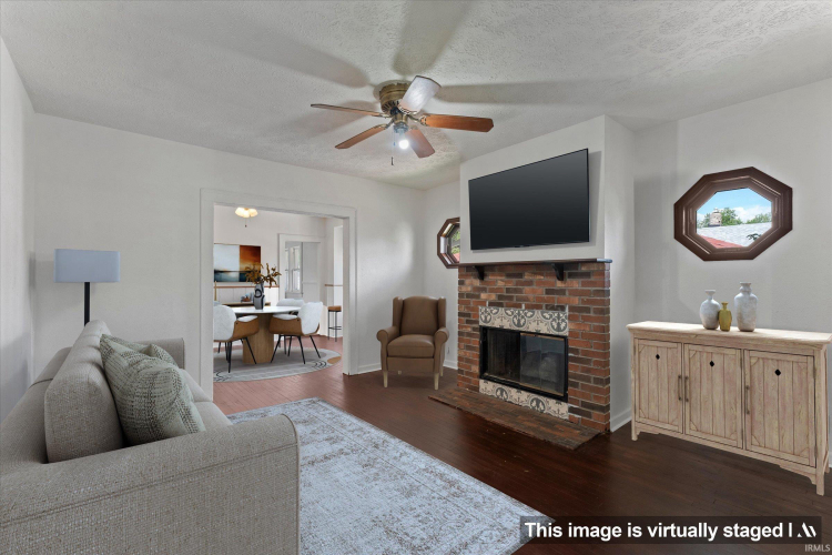 Listing Image 5