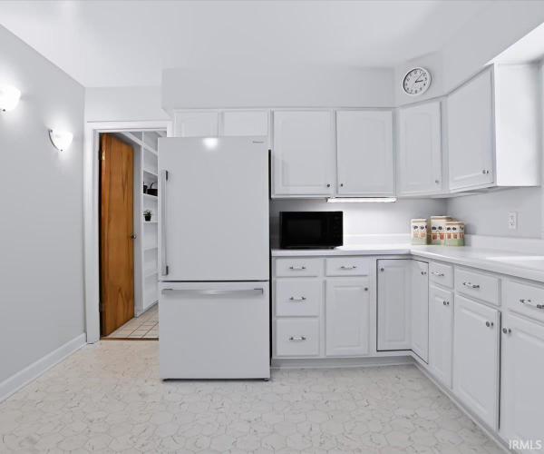 Listing Image 14
