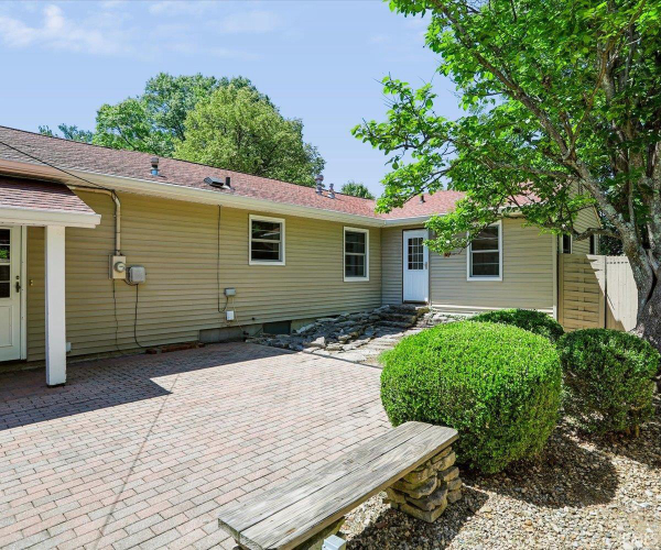 Listing Image 37