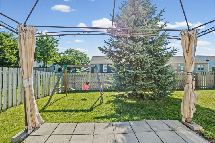 Listing Image 20