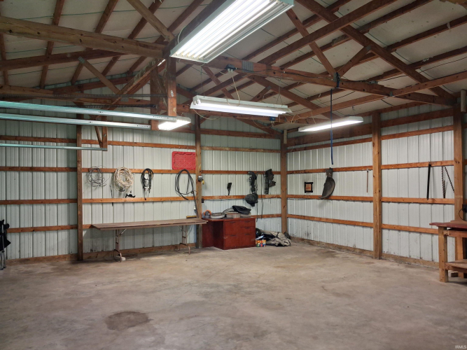 Listing Image 33
