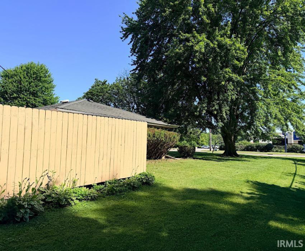 Listing Image 8