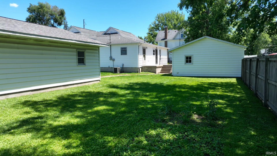 Listing Image 15