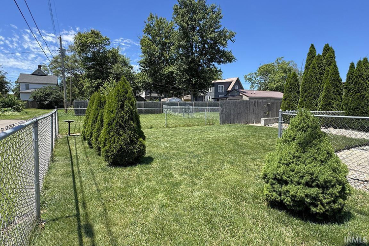 Listing Image 41
