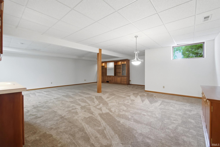 Listing Image 24