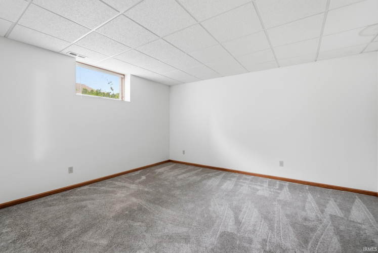 Listing Image 26
