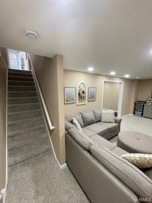 Listing Image 17
