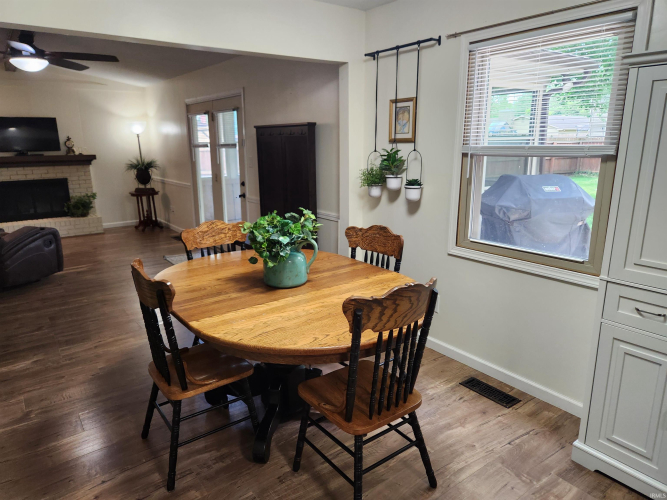 Listing Image 22