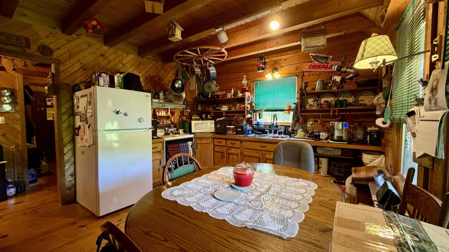 Listing Image 14