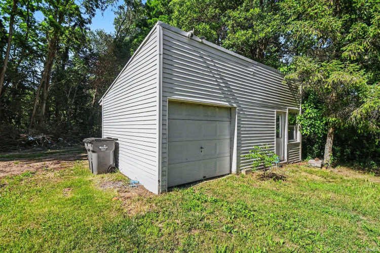 Listing Image 25