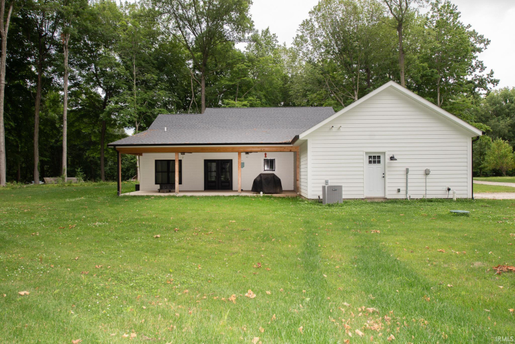 Listing Image 9