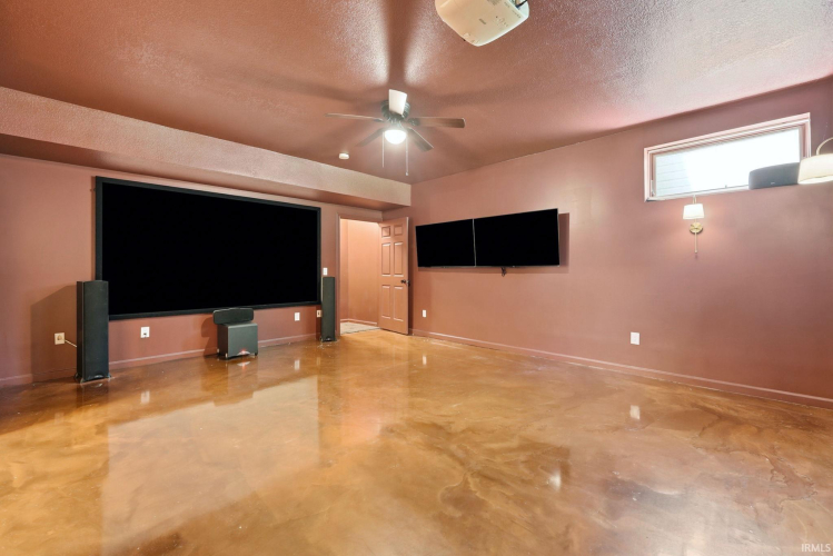 Listing Image 33