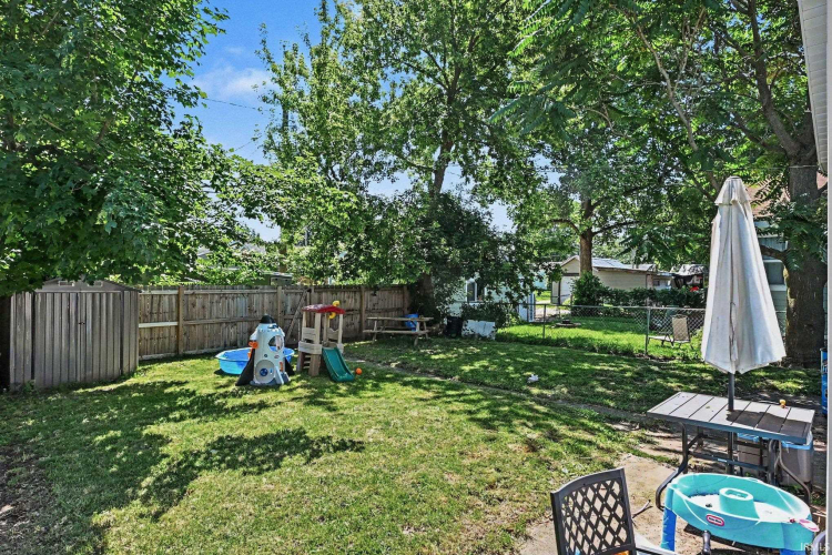 Listing Image 14
