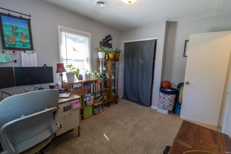 Listing Image 26