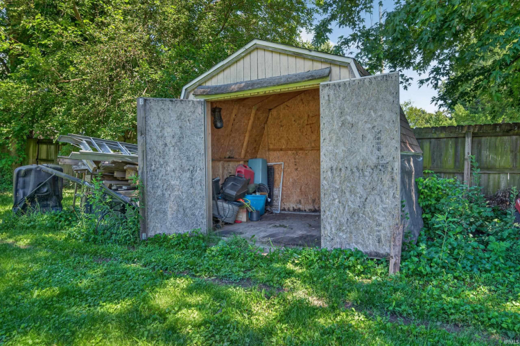 Listing Image 20