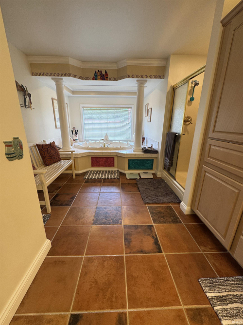 Listing Image 30
