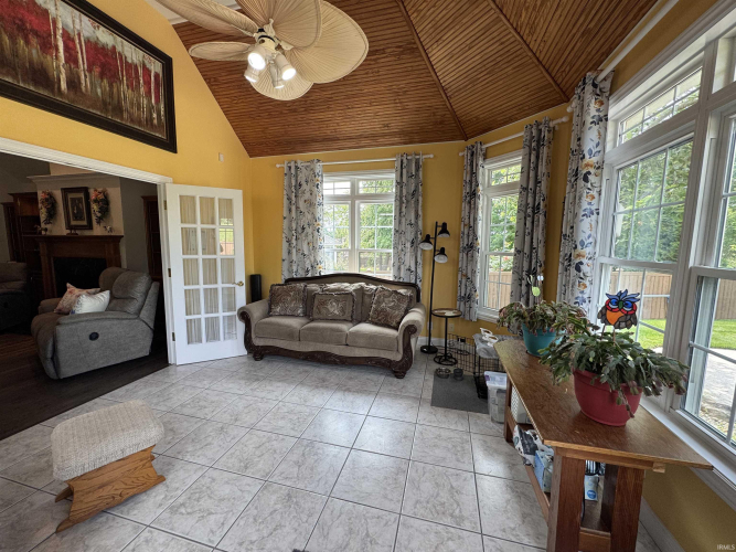Listing Image 37