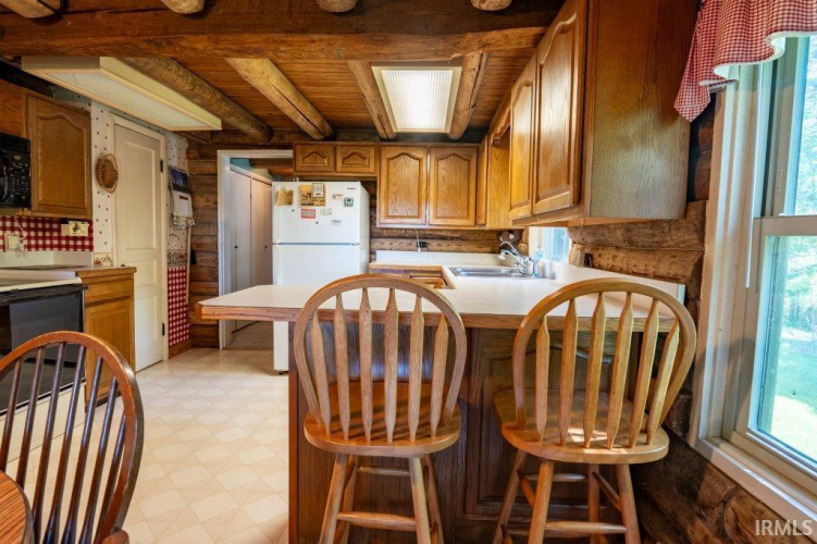 Listing Image 16