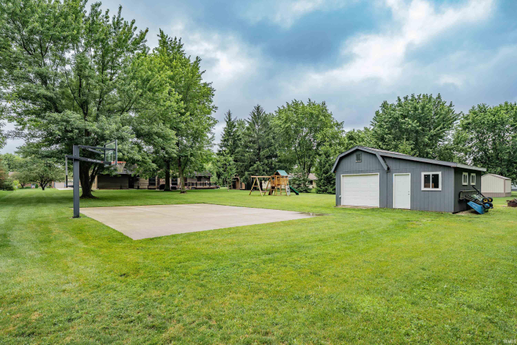 Listing Image 46