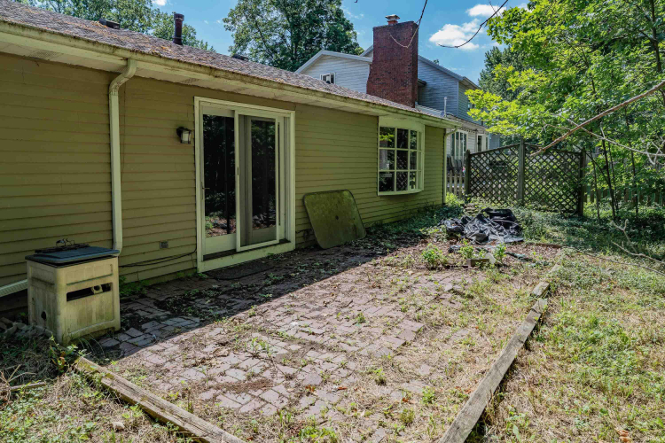 Listing Image 23