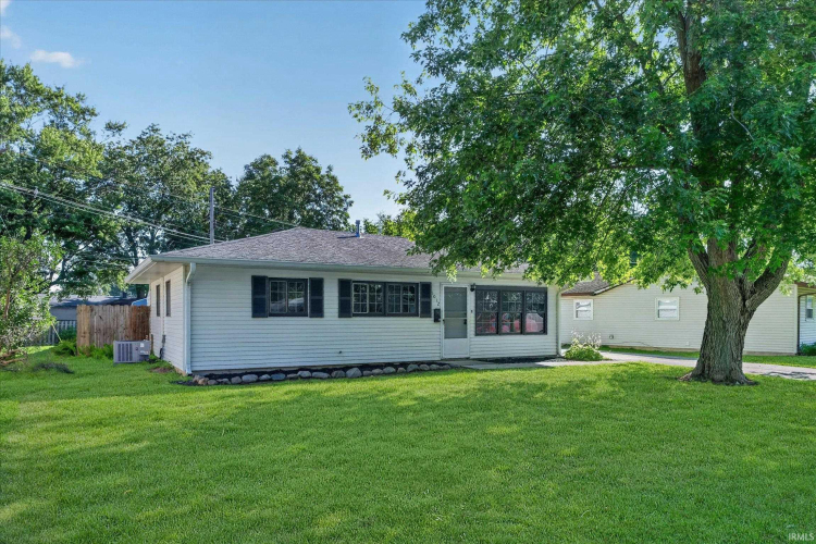 Listing Image 2