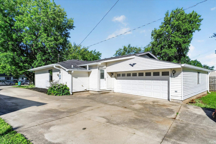 Listing Image 27