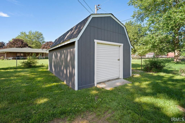 Listing Image 21