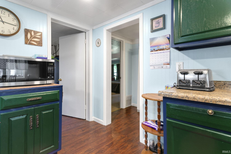 Listing Image 13